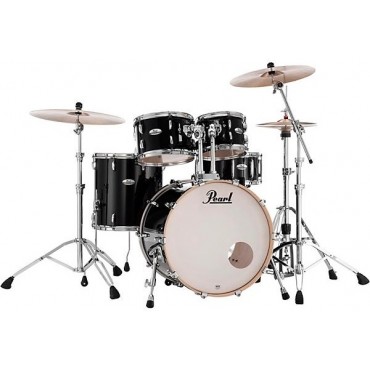 Pearl Professional Maple 4-Piece Shell Pack With 22" Bass Drum Piano Black Pearl Professional Maple 4-Piece Shell Pack With 22" Bass Drum Piano Black