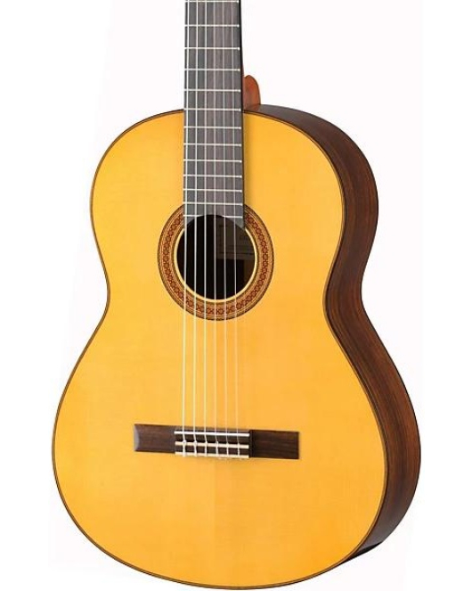 Yamaha CG182S Spruce Top Classical Guitar Natural